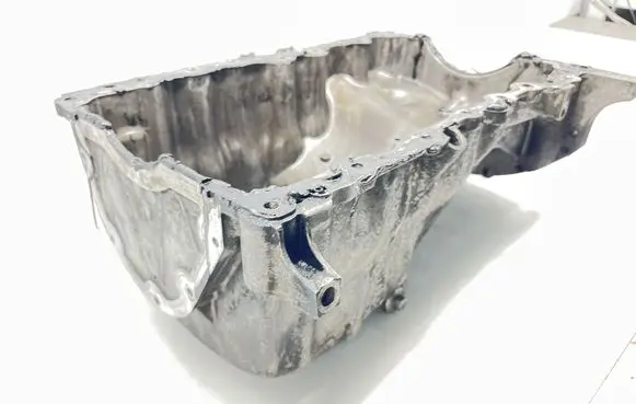 Jaguar XE Oil sump G4D36706AC