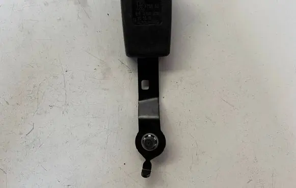 Opel Combo D Front seatbelt buckle 616379800B 735479583 T002