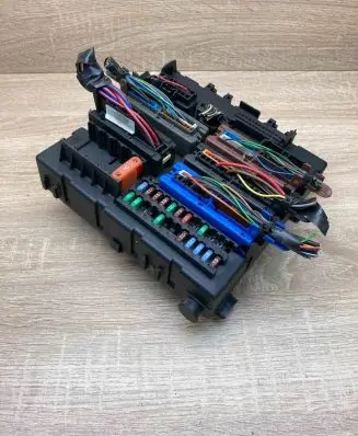 Saab 9-3 Ver2 Central body control module 12764435 519161202