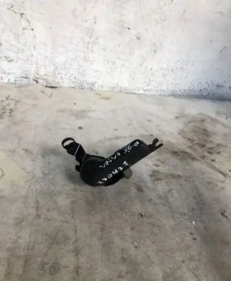 Volvo XC40 Engine bonnet (hood) release handle 32234306