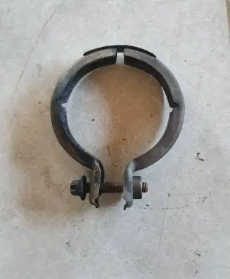 Mercedes-Benz R W251 Muffler pipe connector clamp 