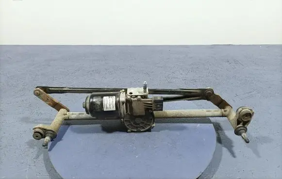 Seat Toledo I (1L) Front wiper linkage and motor