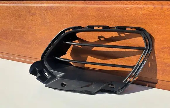 Mercedes-Benz C W206 Front bumper lower grill A2068853202