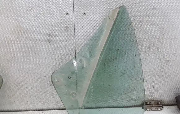 Renault Megane II Rear side window