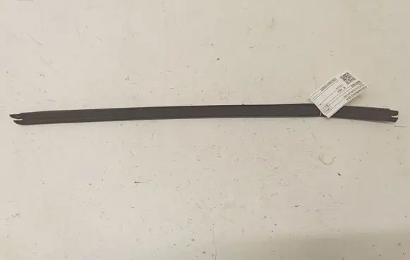 Audi A4 S4 B8 8K Front door trim bar 8K0837480C