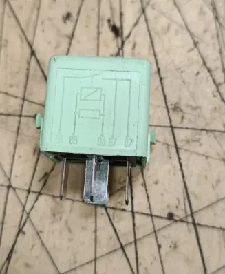 BMW 5 F10 F11 Other relay 6136837370001 61368373700 8373700