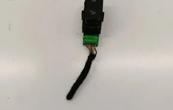 Volvo XC60 Central locking switch button 31433409