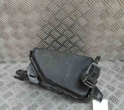 Toyota RAV 4 (XA50) Fuse box set 8266242660 8274042080