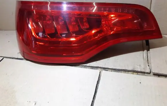 Audi Q7 4L Rear/tail lights