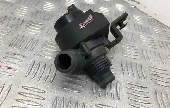 BMW 5 E60 E61 Electric auxiliary coolant/water pump 6922647