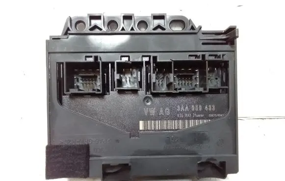 Volkswagen PASSAT B7 Comfort/convenience module 3AA959433