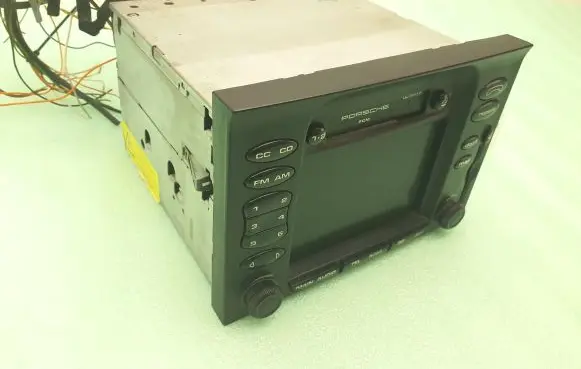 Porsche 911 996 Radio/CD/DVD/GPS head unit 99664210402