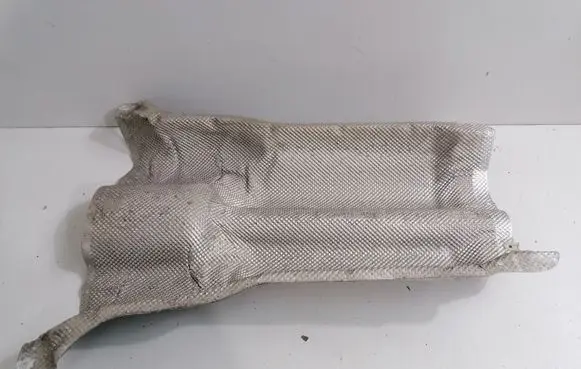 BMW 5 F10 F11 Heat shield in engine bay 7227524