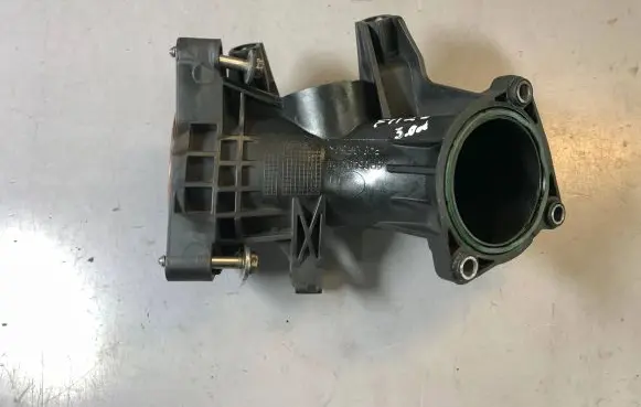 BMW 5 F10 F11 Other engine bay part 11617823244 7823244