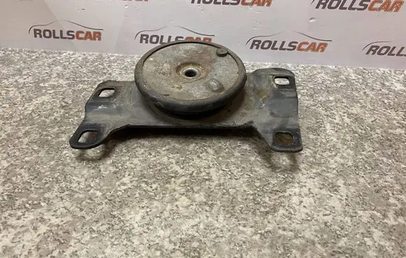 Volvo V50 Engine mount bracket 5N517M121 585183