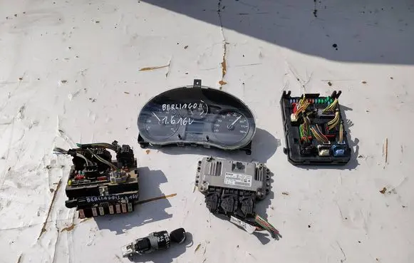 Citroen Berlingo Engine control unit/module ECU 9665515480