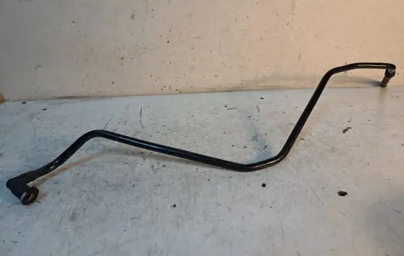Audi A8 S8 D3 4E Fuel line pipe 4E0201220B