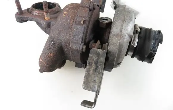 Ford Focus Turbo 7G9Q6K692BB