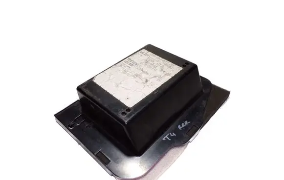 Volkswagen Transporter - Caravelle T4 Fuse box cover 7D0971825