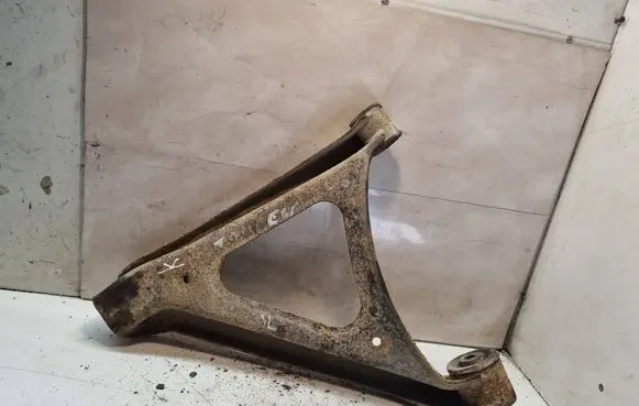 Rear upper control arm/wishbone