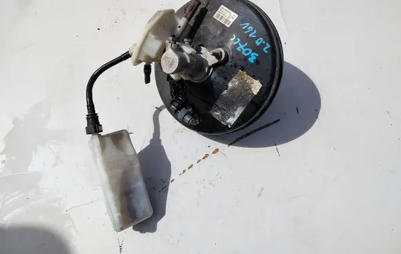 Peugeot 308 Brake booster 9682516580