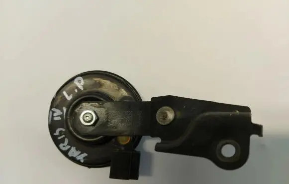Toyota Yaris XP210 Horn signal
