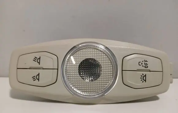 Ford Focus Rear seat light AM5113K767