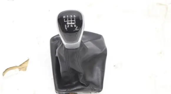 Volkswagen Golf VIII Other switches/knobs/shifts 5H1711113C