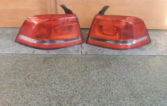 Volkswagen PASSAT B7 Tailgate rear/tail lights 3AE945095F