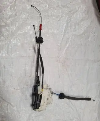 Audi A8 S8 D4 4H Rear door lock 4H0829015D