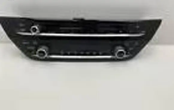 BMW 5 G30 G31 Climate control unit 11419110 BP84484 7947869