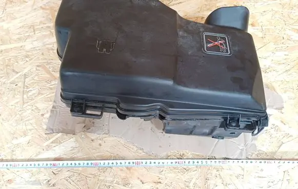 Citroen C5 Battery box tray