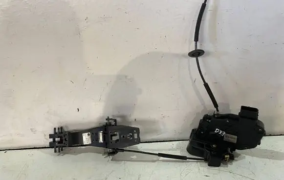 Land Rover Discovery 3 - LR3 Front door lock FQJ000205 FPH500011 CXF500033