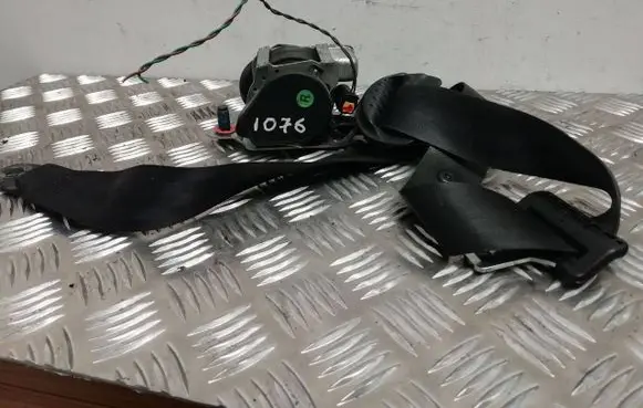 KIA Ceed Front seatbelt 607867700A