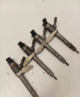 Ford Ranger Fuel injector 0445110