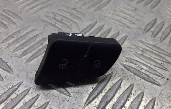 Volkswagen PASSAT B6 Central locking switch button 