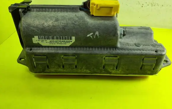 Volkswagen Touran I Passenger airbag 1T0880204A 1000029