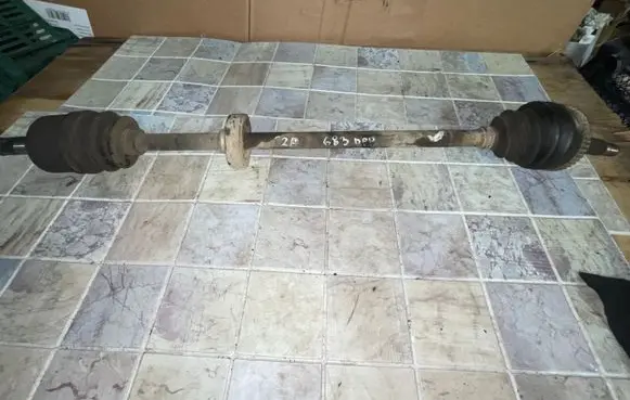 Hyundai Trajet Front driveshaft