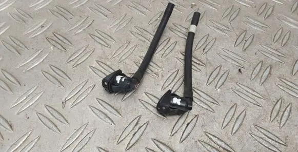 Toyota Corolla Verso AR10 Windshield washer spray nozzle 