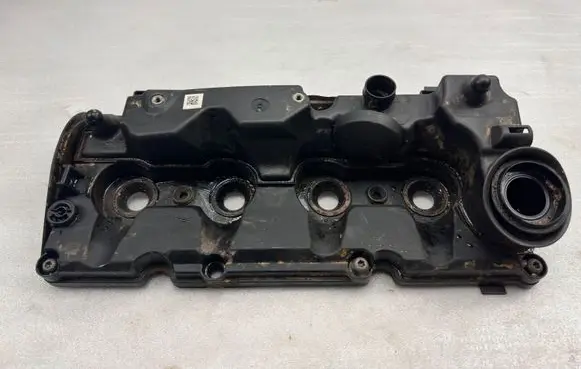 Volkswagen Golf V Rocker cam cover 03L103469