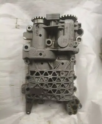 Volkswagen Golf VII Oil pump 06b103535g