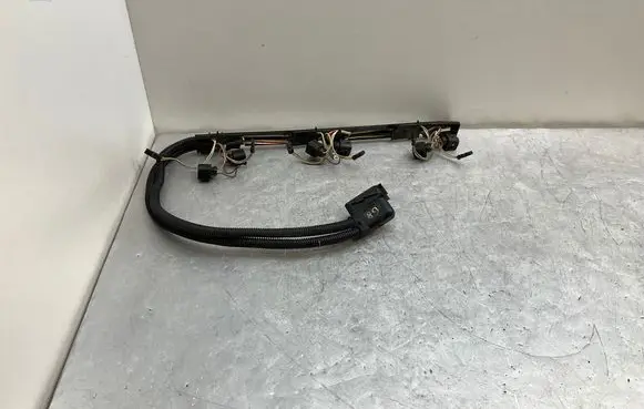 BMW 3 F30 F35 F31 Fuel injector wires 7589639 7806115 7588180