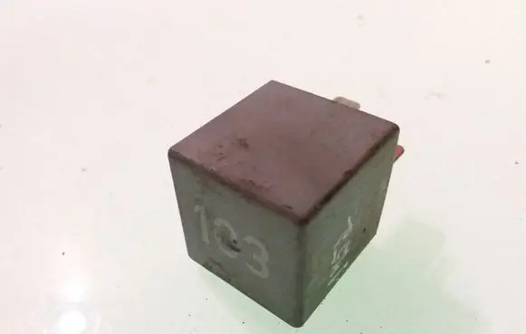 Volkswagen Golf IV Other relay 357911253