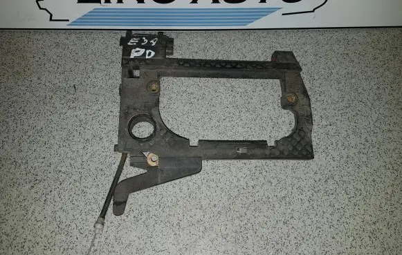 BMW 7 E38 Front door exterior handle/bracket 51218245344