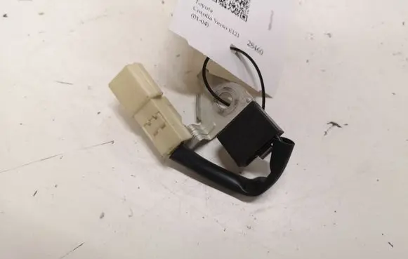 Toyota Corolla Verso AR10 Aerial antenna filter 9098004163