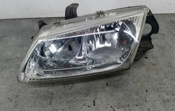 Nissan Almera N16 Headlight/headlamp 26060BN011