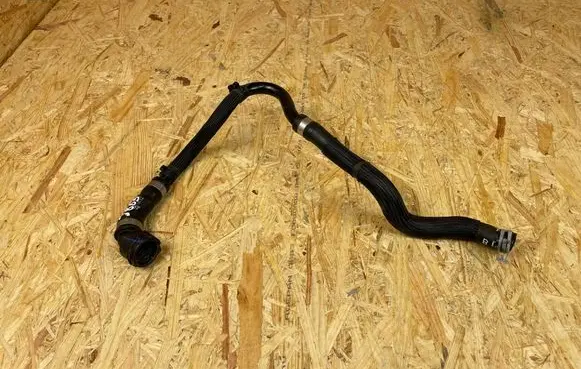 Jaguar I-Pace Engine coolant pipe/hose J9D38D140AD XC7V0
