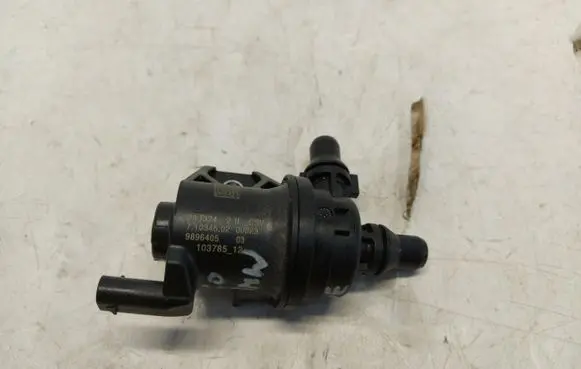 BMW 5 G60 G61 Coolant heater control valve 9896405-jlk0235