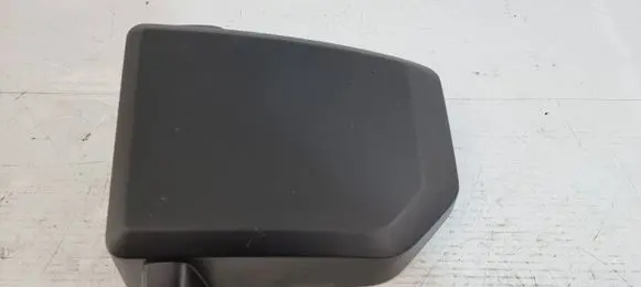 Volvo XC90 Fuse box cover 30680265
