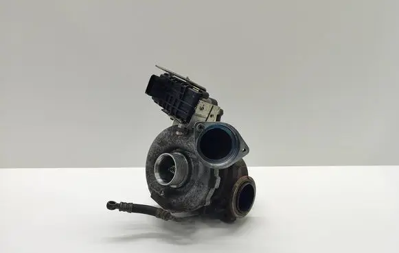 BMW 5 E60 E61 Turbo 758351 730314 GARRETT